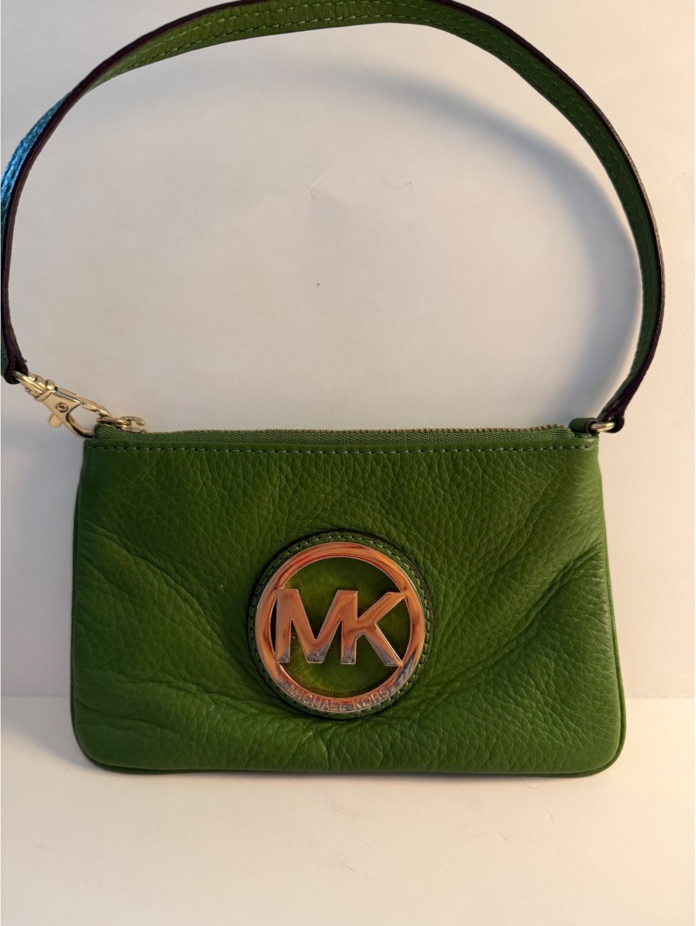 Michael Kors Fulton Wristlet Pear Green Pebbled Leather Gold MK 38T1XFTW1L